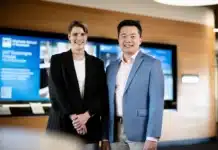 QUT MBAs Lizzie Weigh (Left) and Frank Yong (Right)